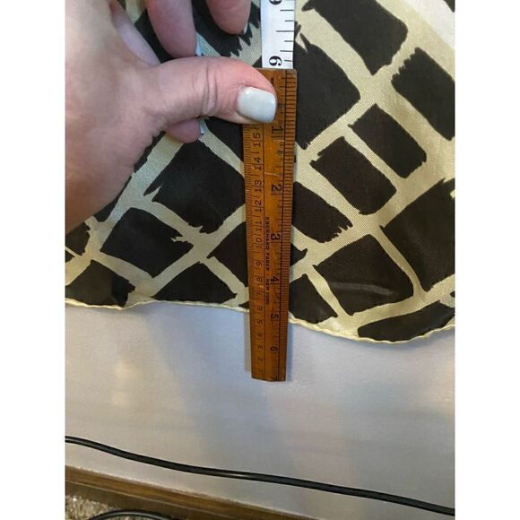 Echo long scarf white with brown abstract squares vintage - Picture 7 of 9